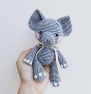 Elefante Amigurumi - Receitas de amigurumi em português