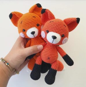 Raposa Amigurumi - Receitas de amigurumi em português